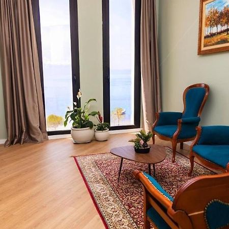 Hotel Bologna Vlorë エクステリア 写真