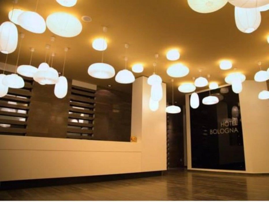 Hotel Bologna Vlorë エクステリア 写真